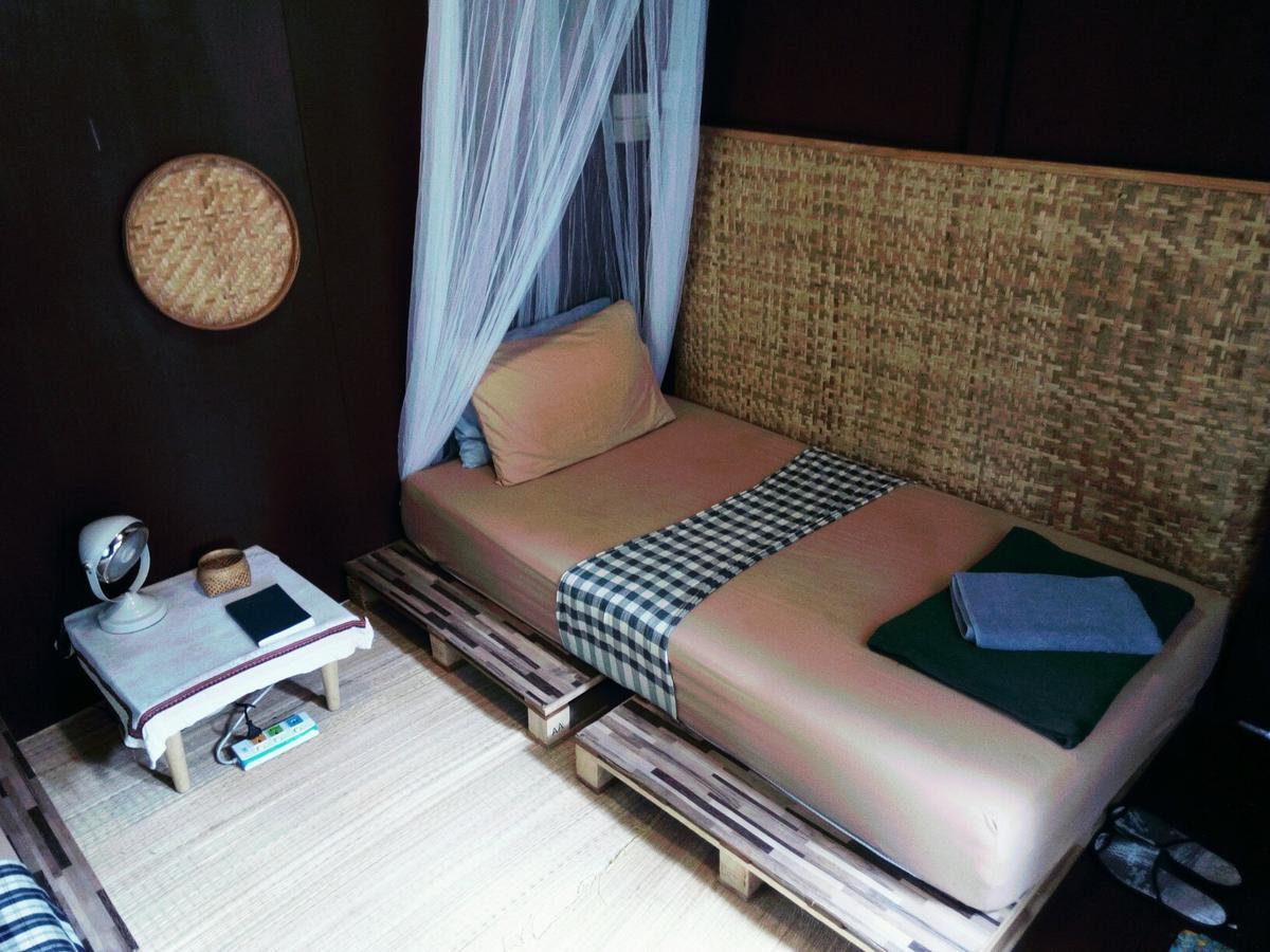 Twin House @ Tapae Hostel Chiang Mai Buitenkant foto